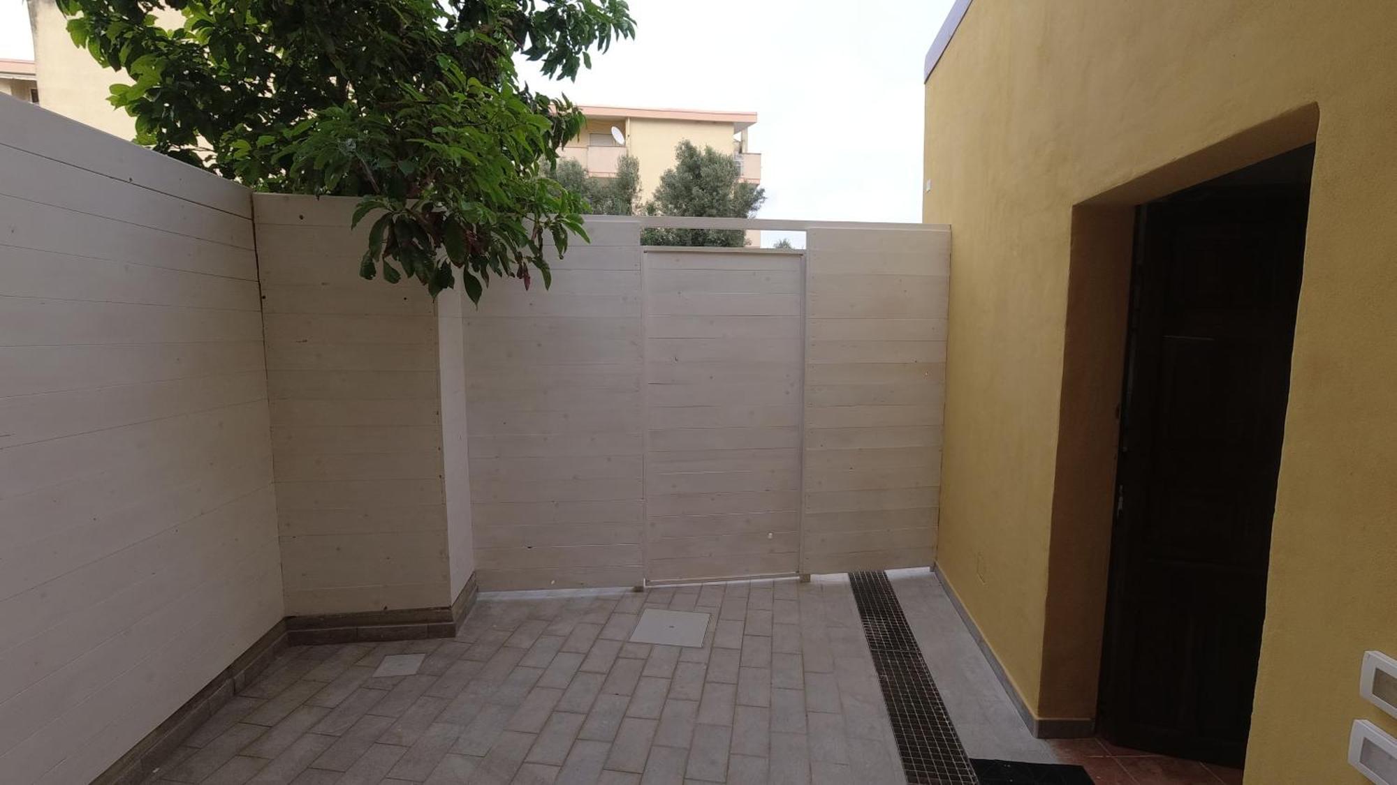 Lodgings In Sardinia Decimomannu Exterior photo